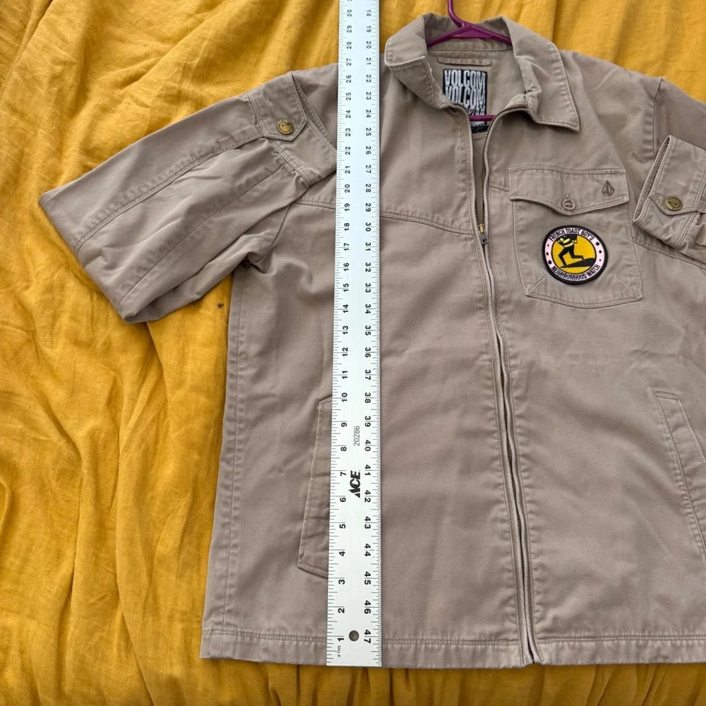 Volcom Freakin Jacket Mens XL Tan Full Zip French Toast Boys Patch A1531000